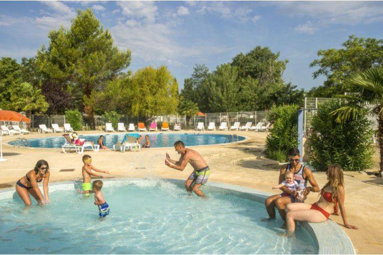 Mobil Home Tout Confort 6 Personnes Climatise Au Pied Du Luberon ลาโรคด็องเตรง ภายนอก รูปภาพ